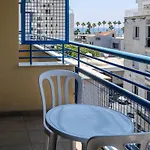 מלון דירות Atrium Zenon