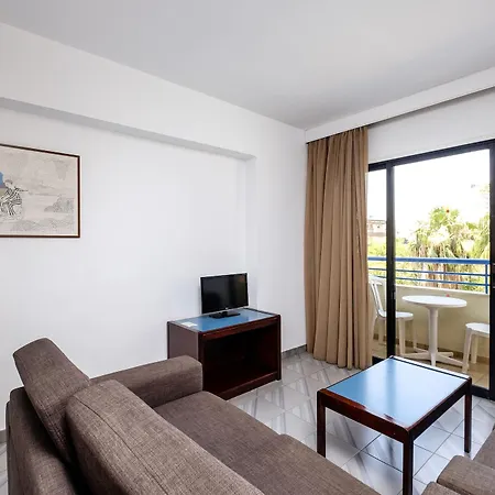 Atrium Zenon Hotel apartamentowy Larnaca