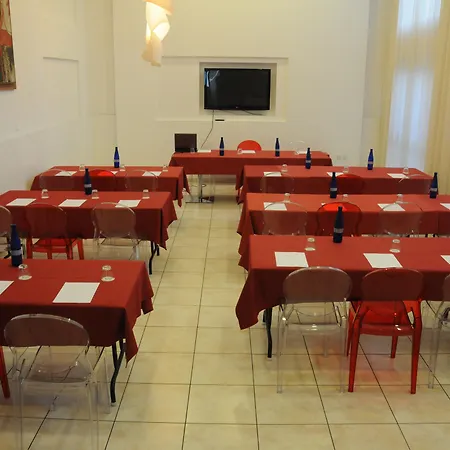 Hotel apartamentowy Atrium Zenon Larnaca