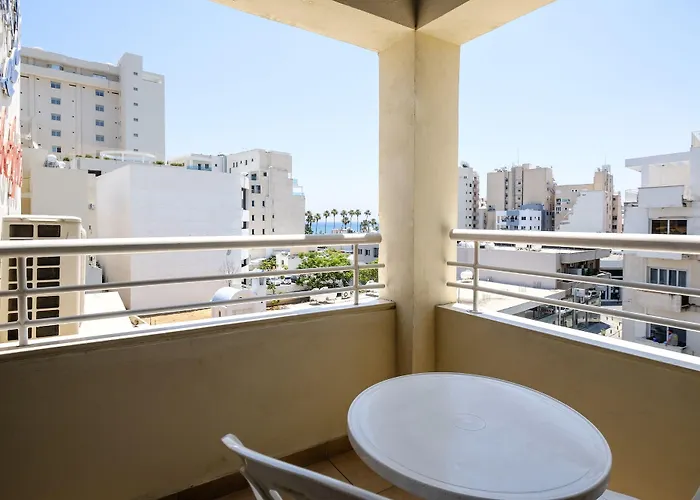 Hotel de apartamente Atrium Zenon 3*