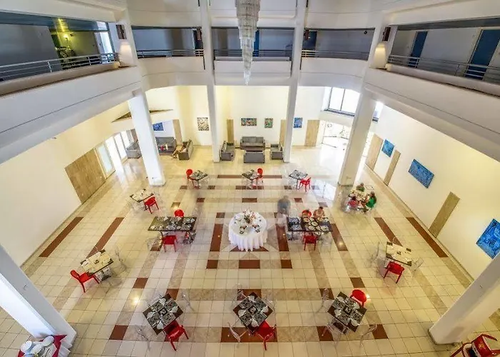 Lejlighedshotel Atrium Zenon 3*