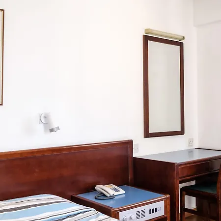 Hotel apartamentowy Atrium Zenon Larnaca