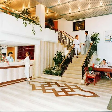 Hotel apartamentowy Atrium Zenon 3*