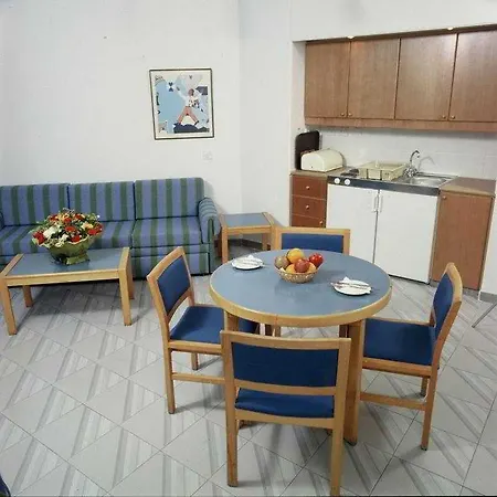 Atrium Zenon Hotel apartamentowy 3*