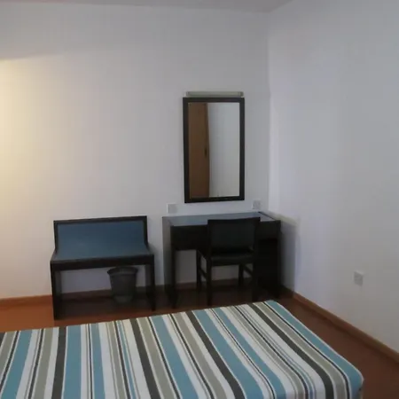 Atrium Zenon Hotel apartamentowy Larnaca