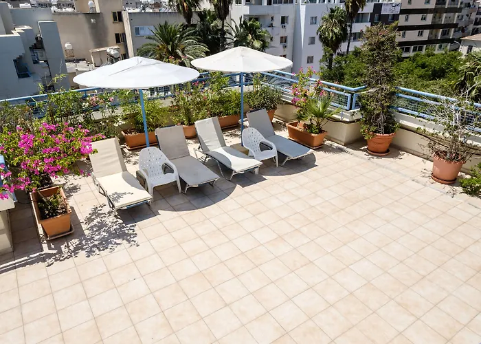 Atrium Zenon Lägenhetshotell Larnaca