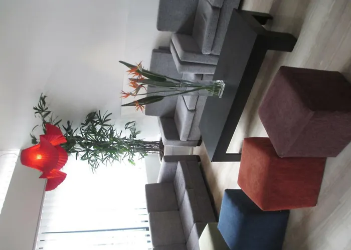 Lägenhetshotell Atrium Zenon 3*