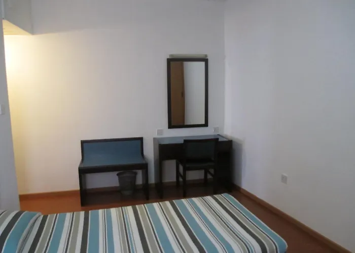 Atrium Zenon Lägenhetshotell Larnaca